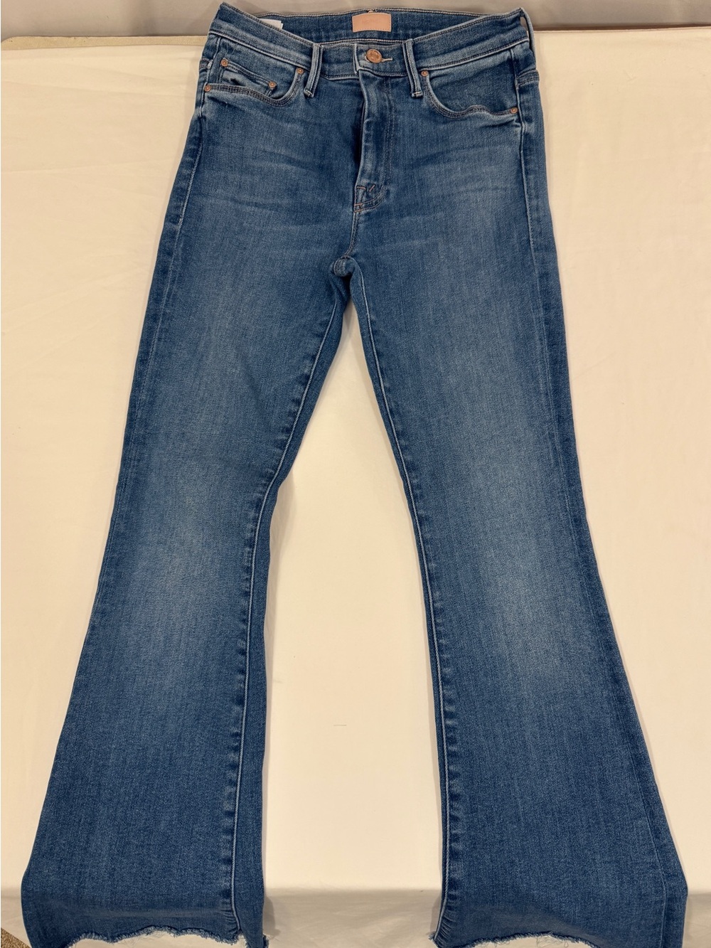 MOTHER The Weekender Fray Jeans A Groovy Kind Of Love Flare Raw Hem 26